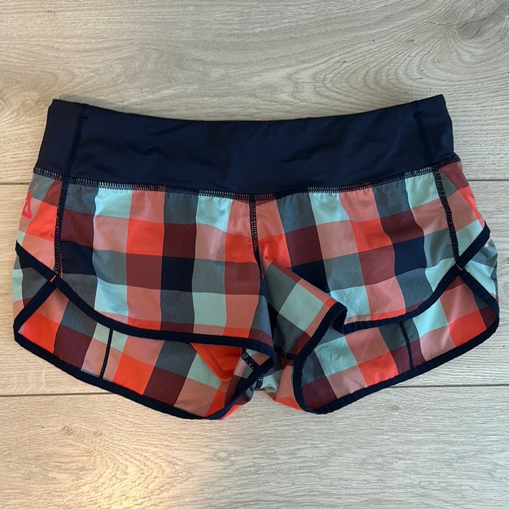 Lululemon  Plaid Women's Shorts
